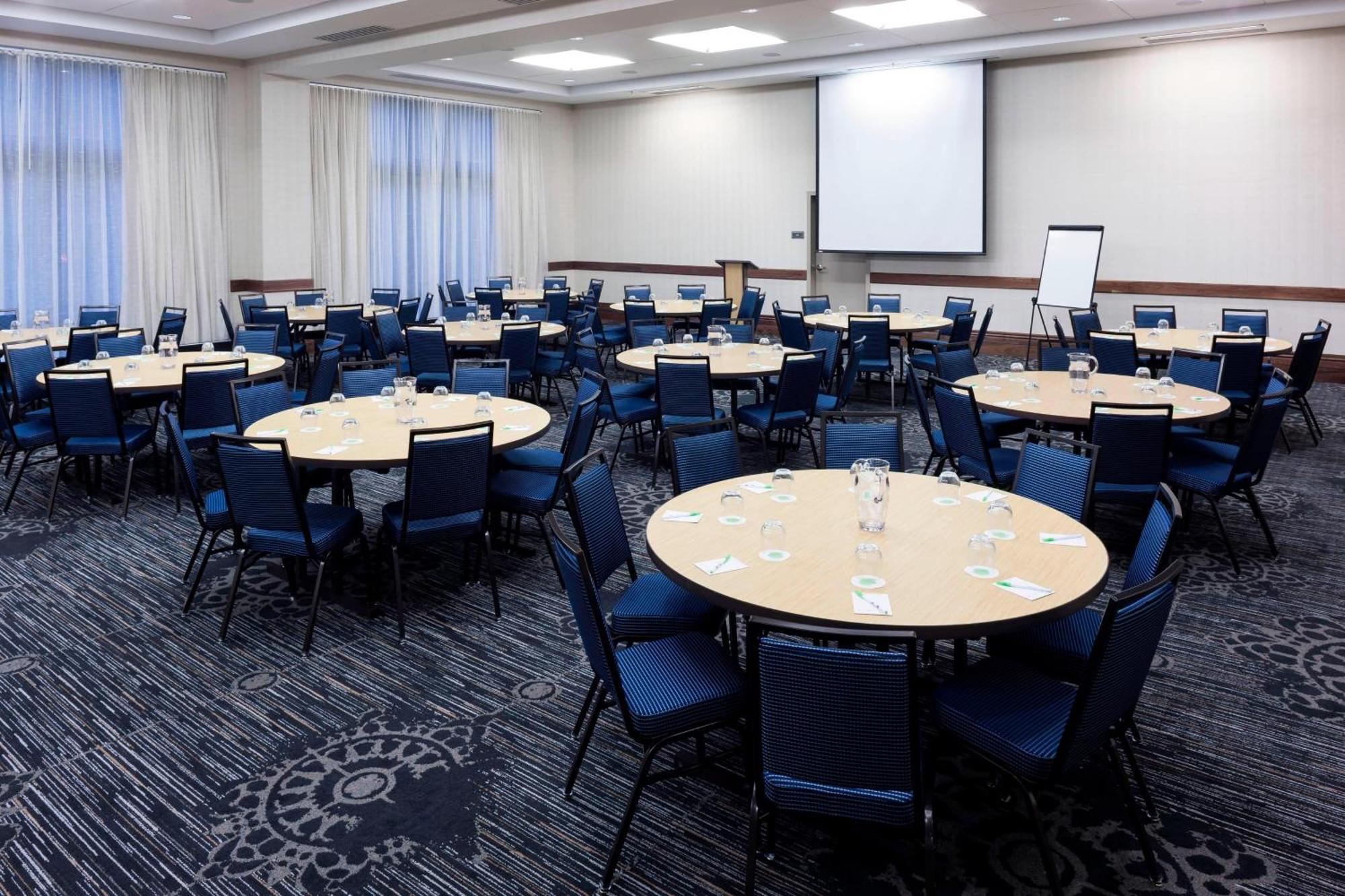 Hotel Courtyard By Marriott Richmond Downtown Extérieur photo